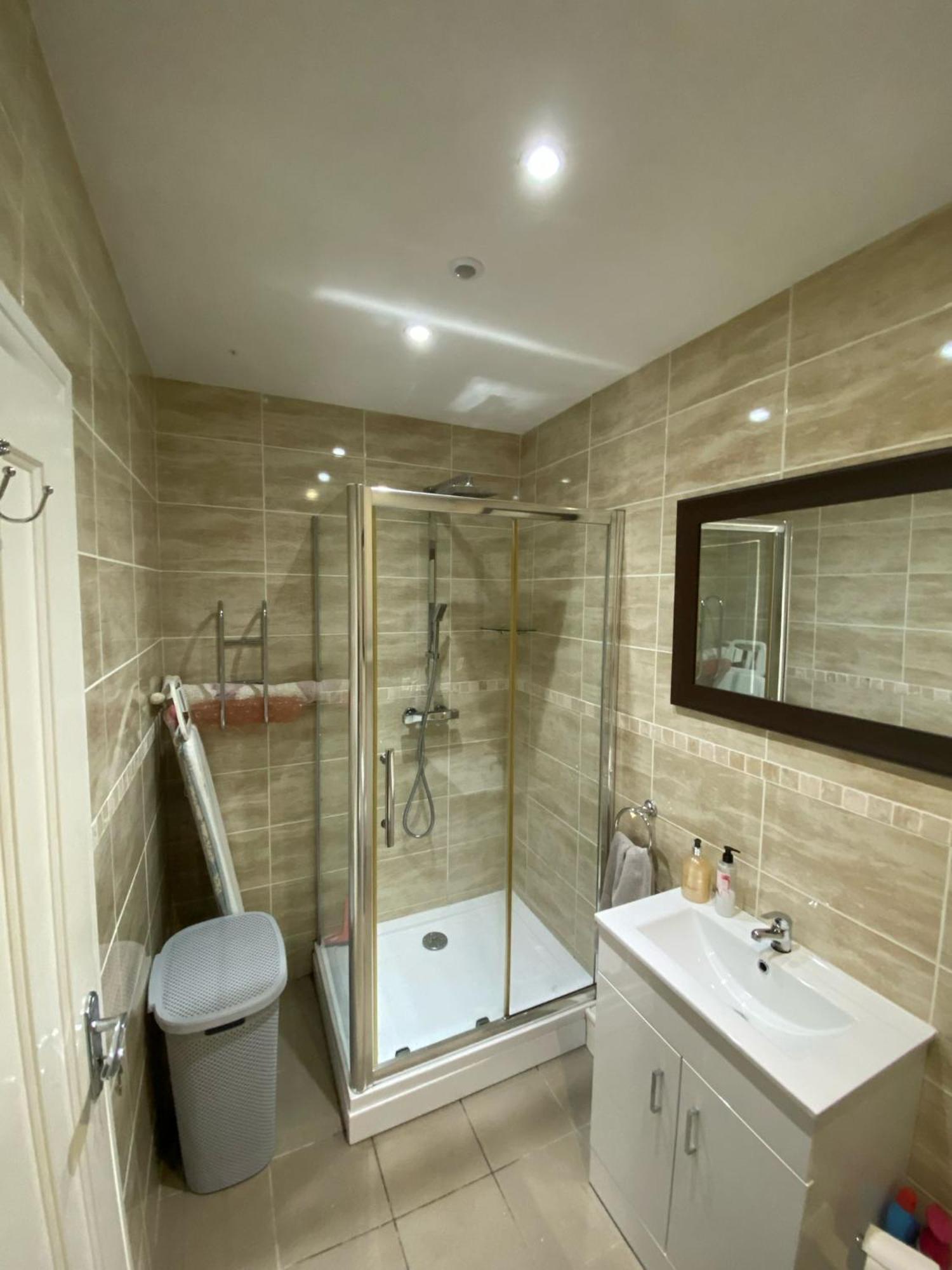 Meadow View Villa Хавърфордуест Екстериор снимка